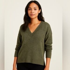 Madewell Olive Green Speckled V-Neck Wool Blend Sweater